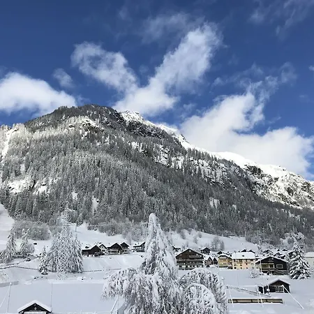 לינה וארוחת בוקר Monte Giove 3*